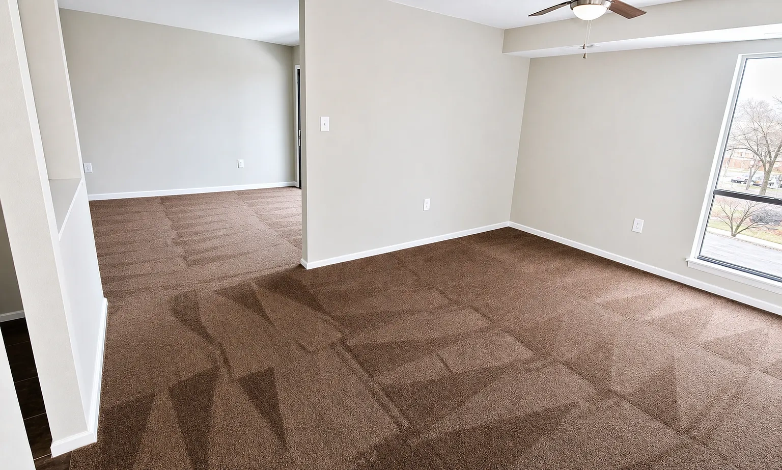 235 West – photo 4