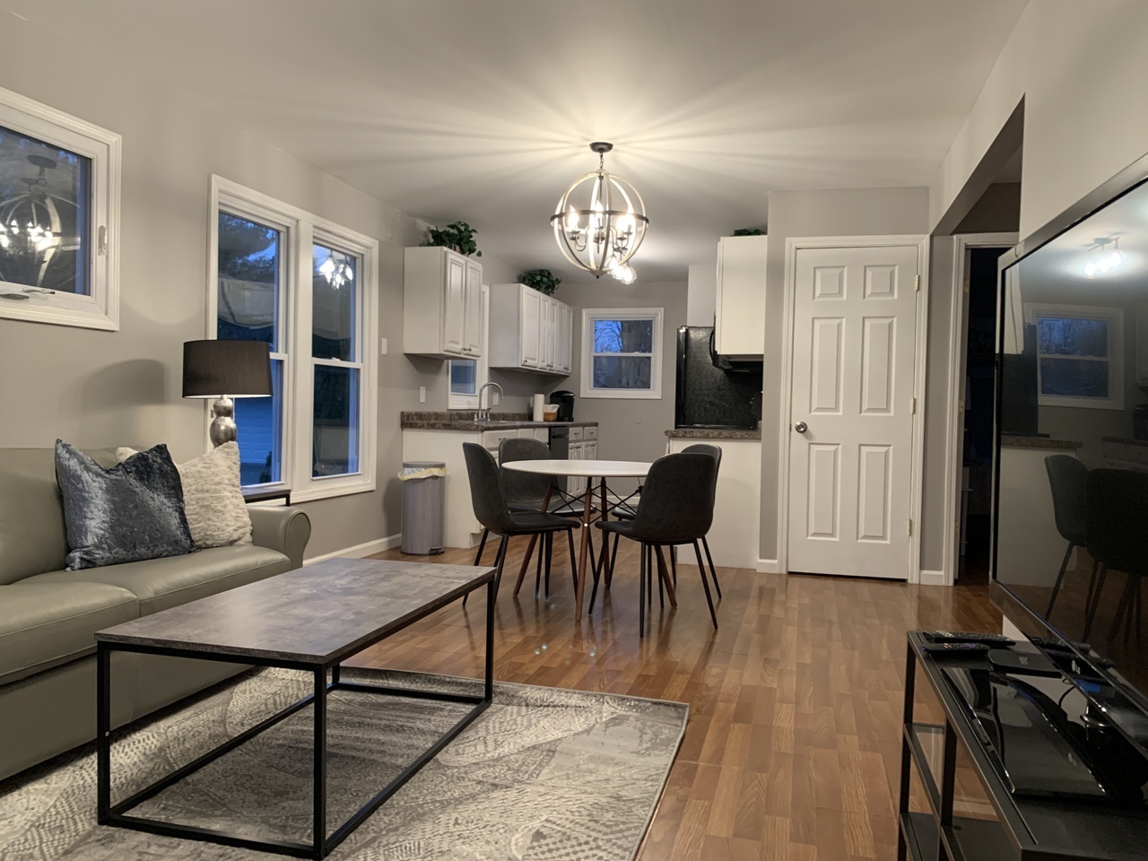 626 Tyler Ave – photo 2