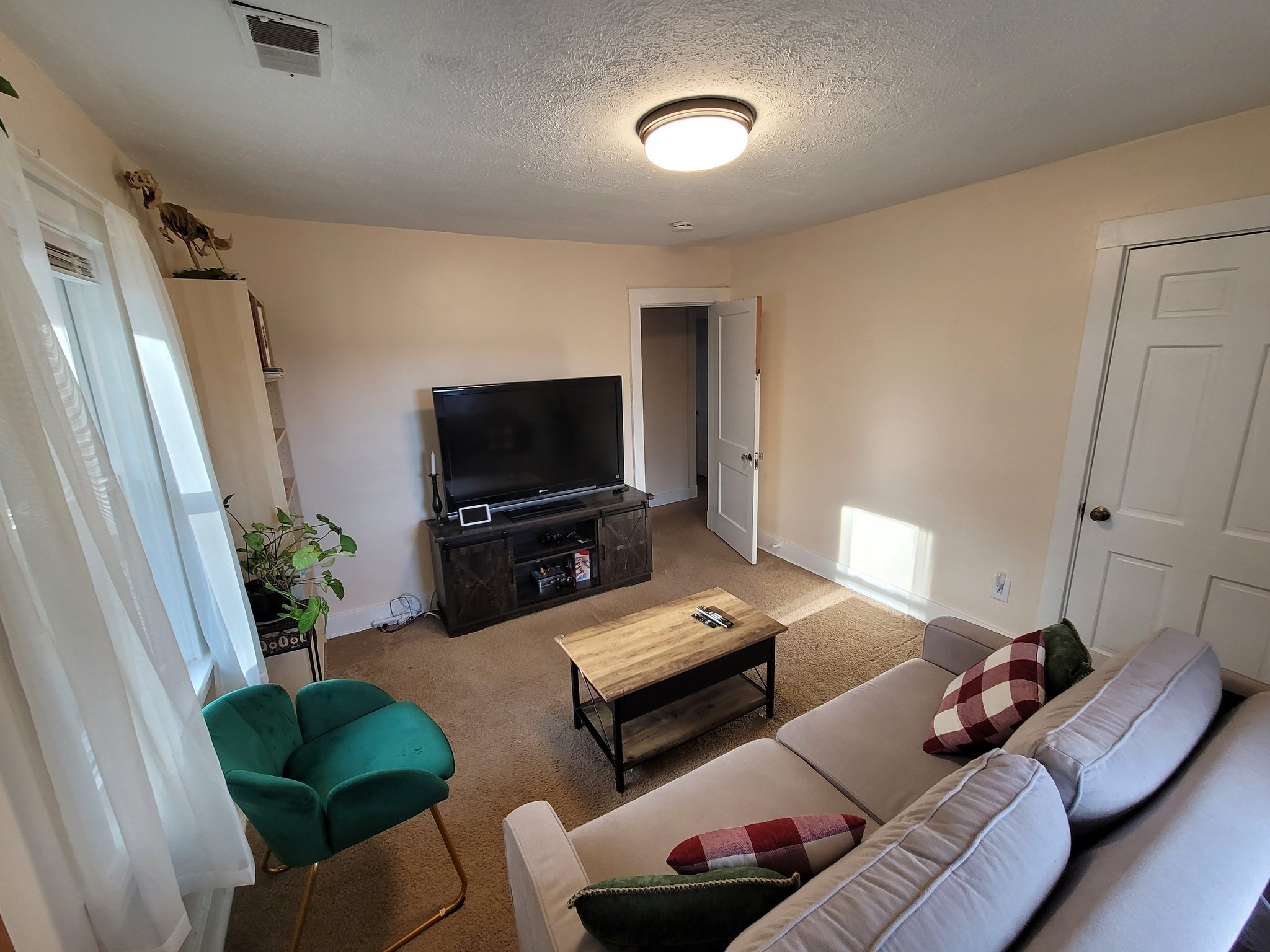 95 Grant Ave unit 2 – photo 1