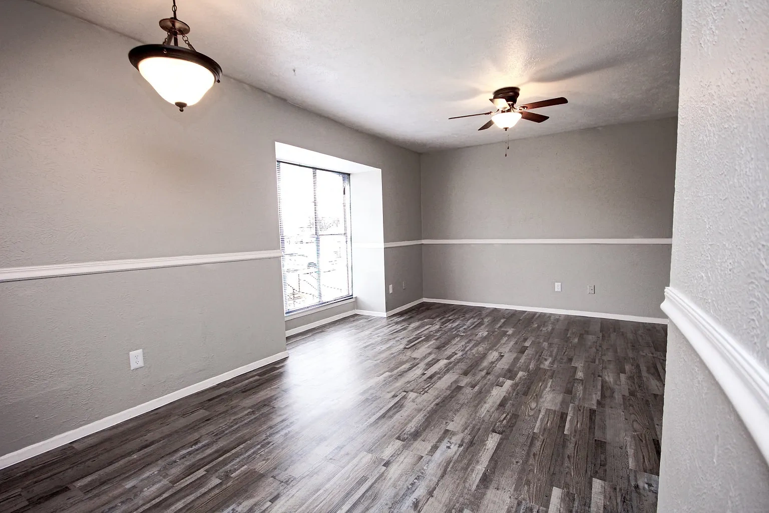 Devon Park Apartments – photo 1