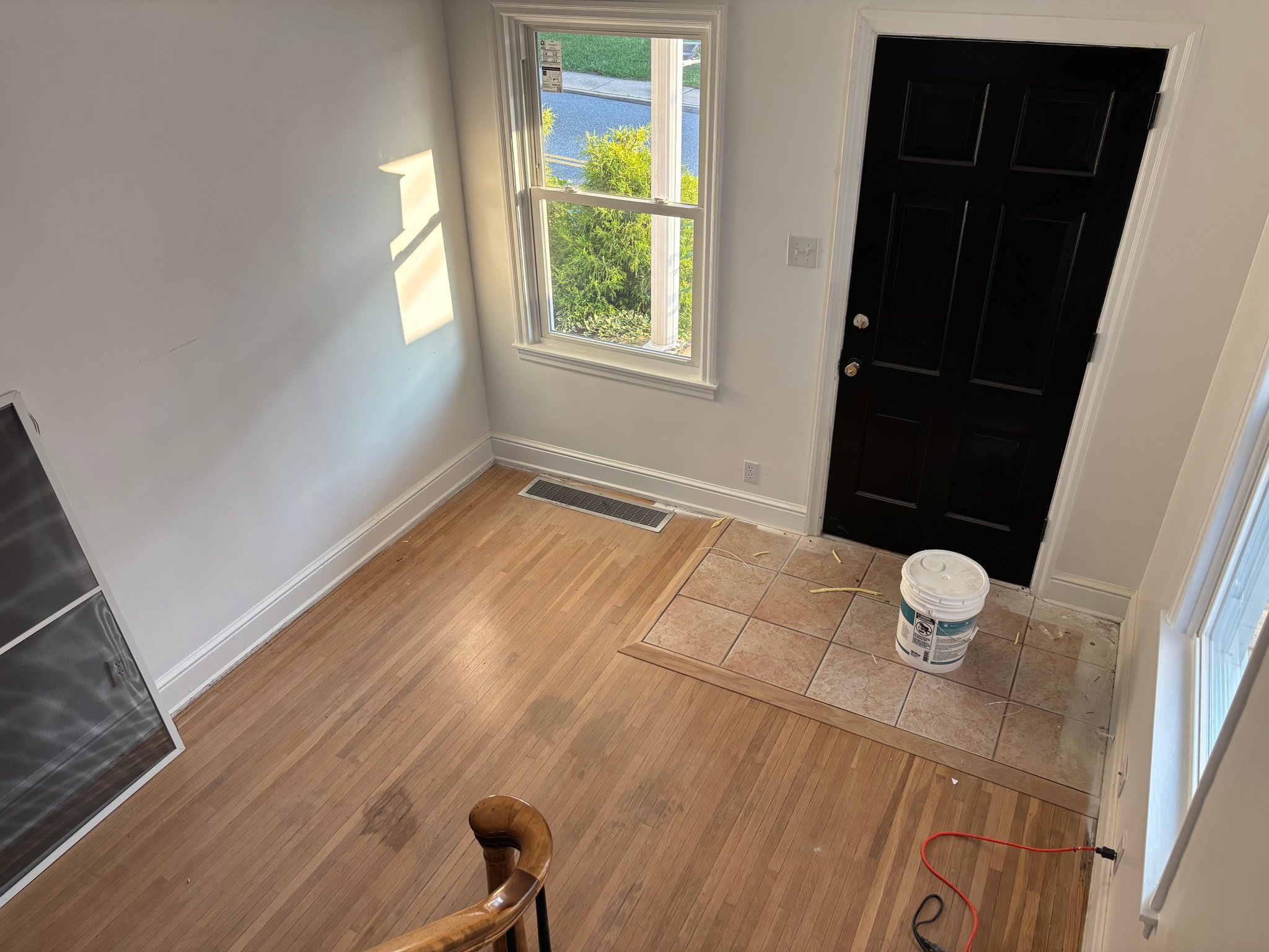 263 W Main St – photo 4