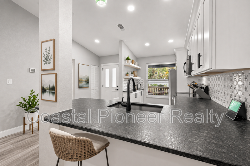 124 Anclote Rd – photo 5
