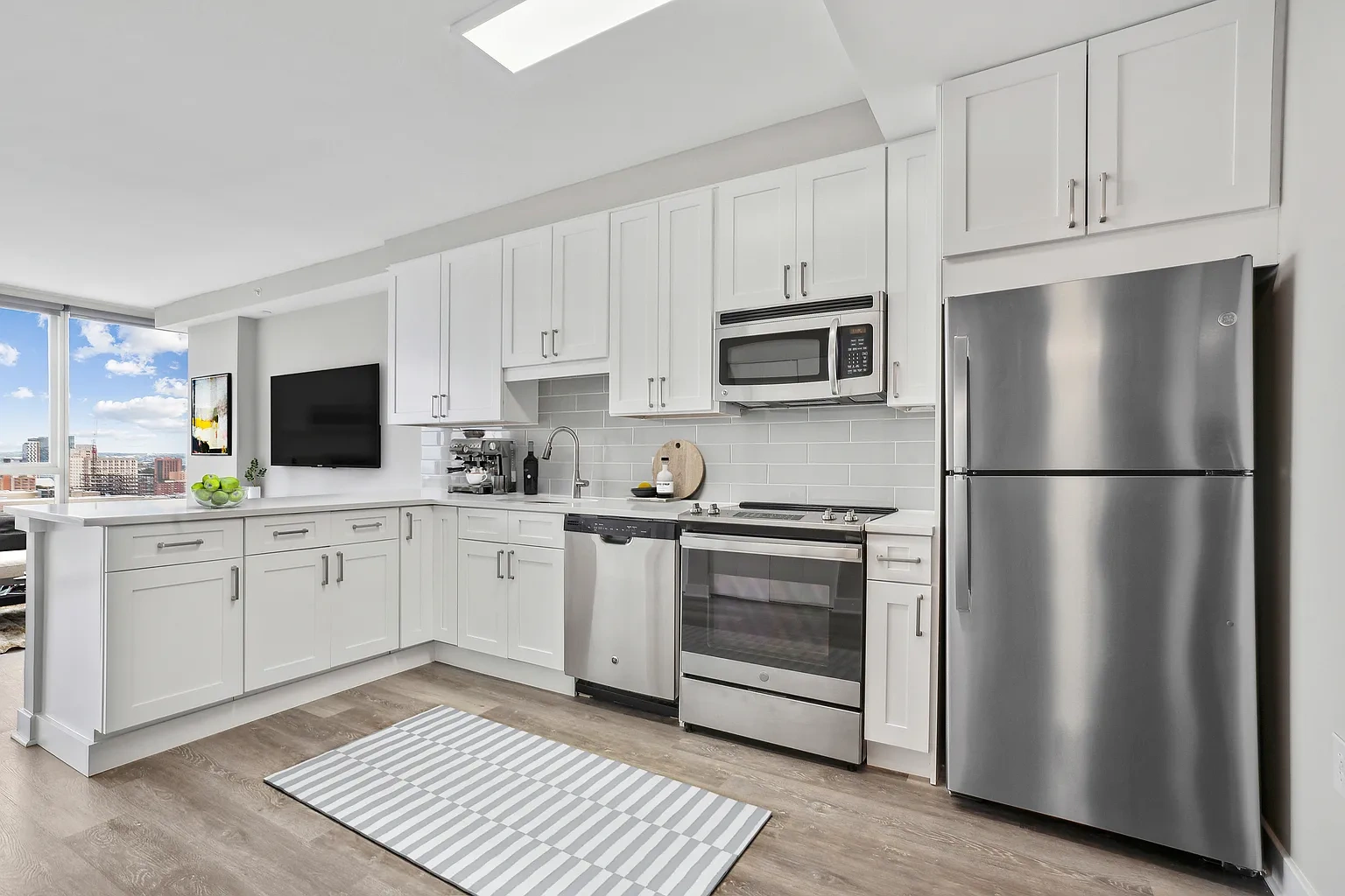 2116 Chestnut – photo 2