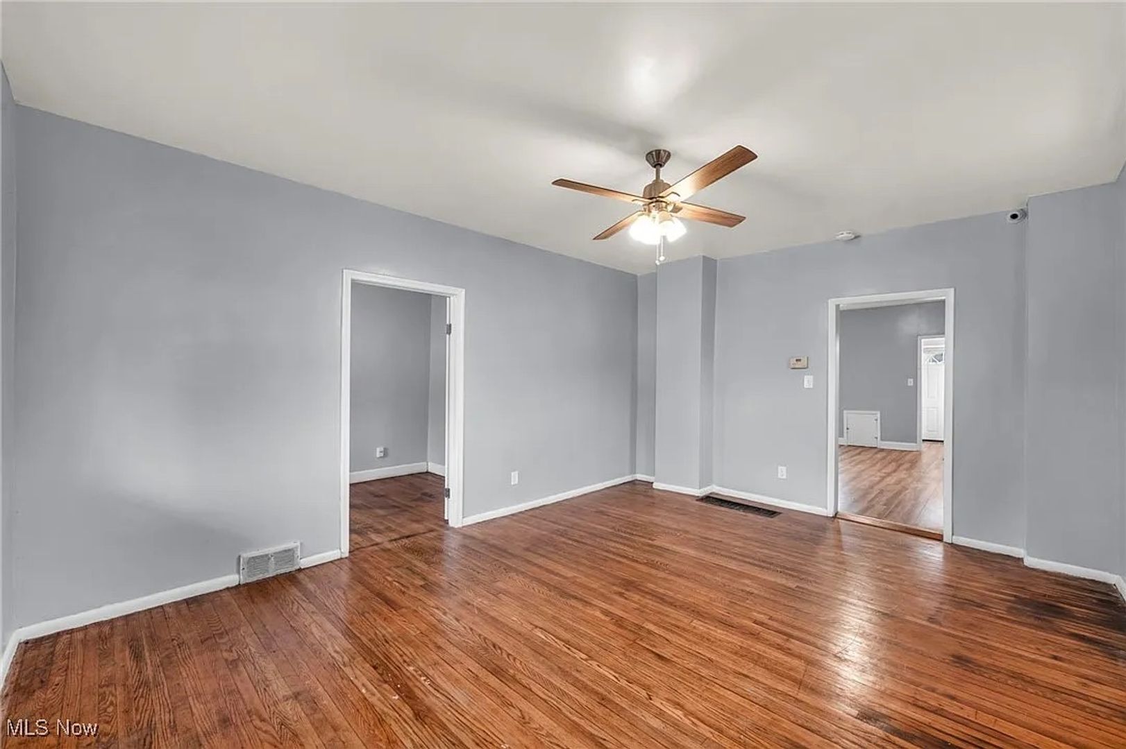 3884 E 54th St – photo 2