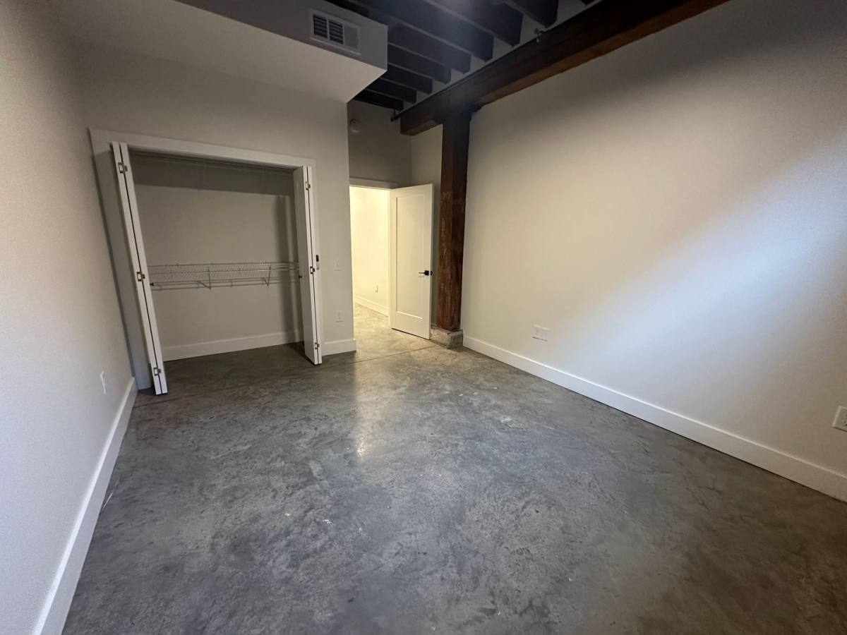 805 Martin Luther King Jr Blvd unit 14 – photo 4