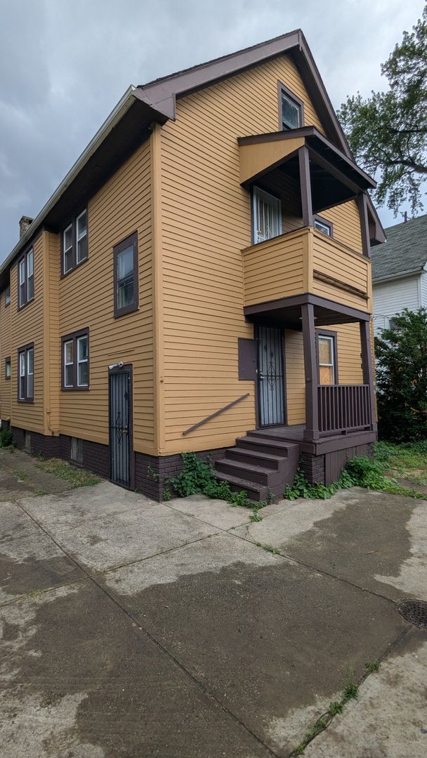 12521 Locke Ave unit 12523 – photo 3