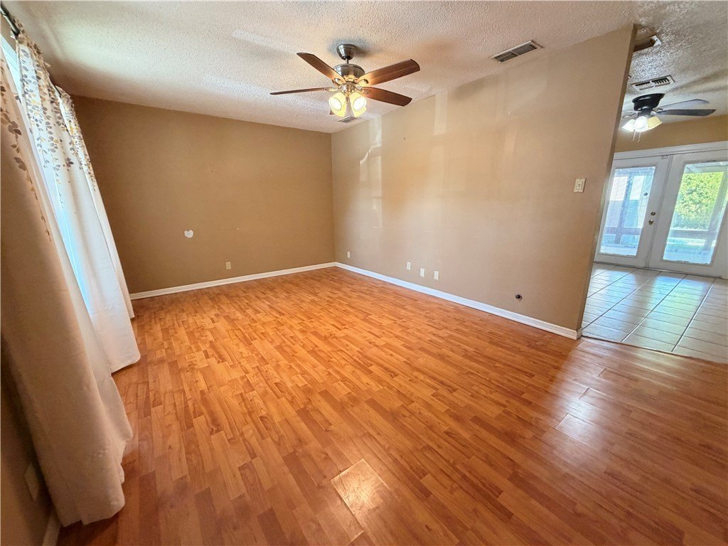 1708 Crosby St – photo 2