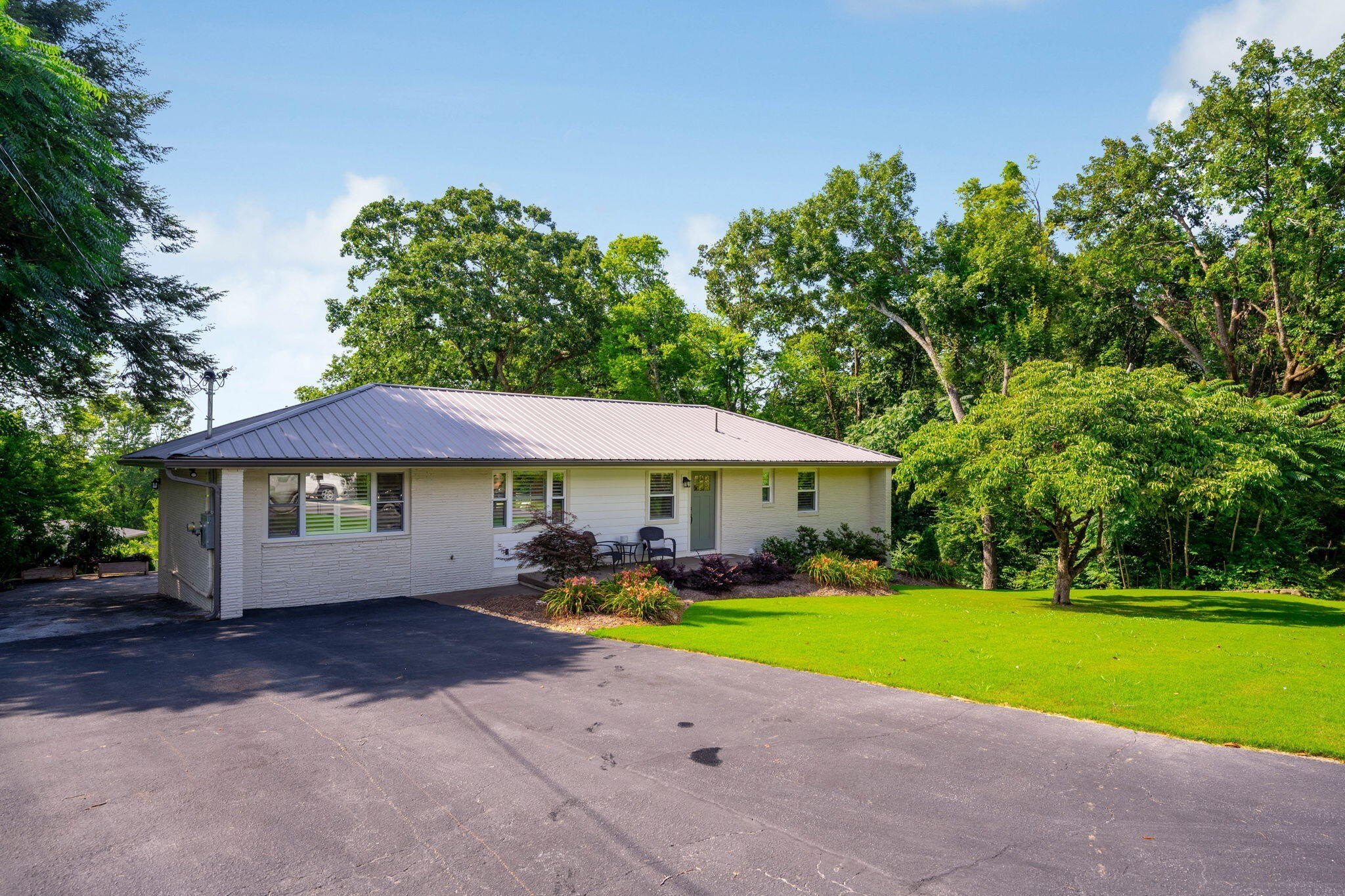 3594 Knollwood Hill Dr – photo 3