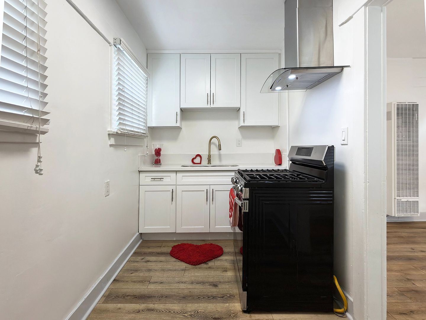 1706 Sherman Pl unit #4 – photo 4