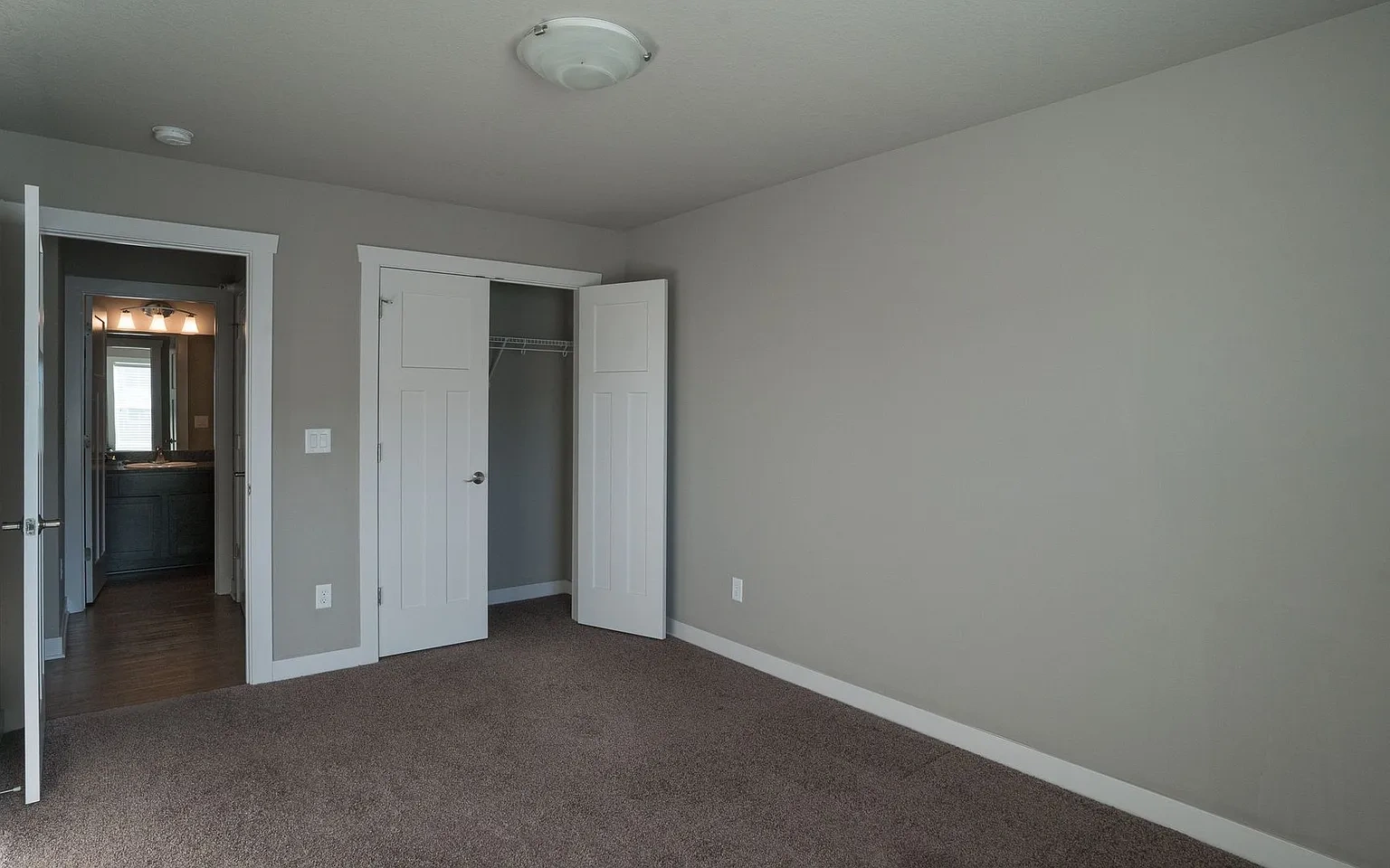 Ironwood Glen Townhomes – photo 3