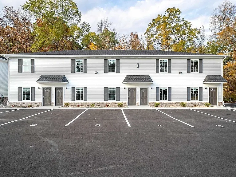 Springwood Townhomes – photo 2
