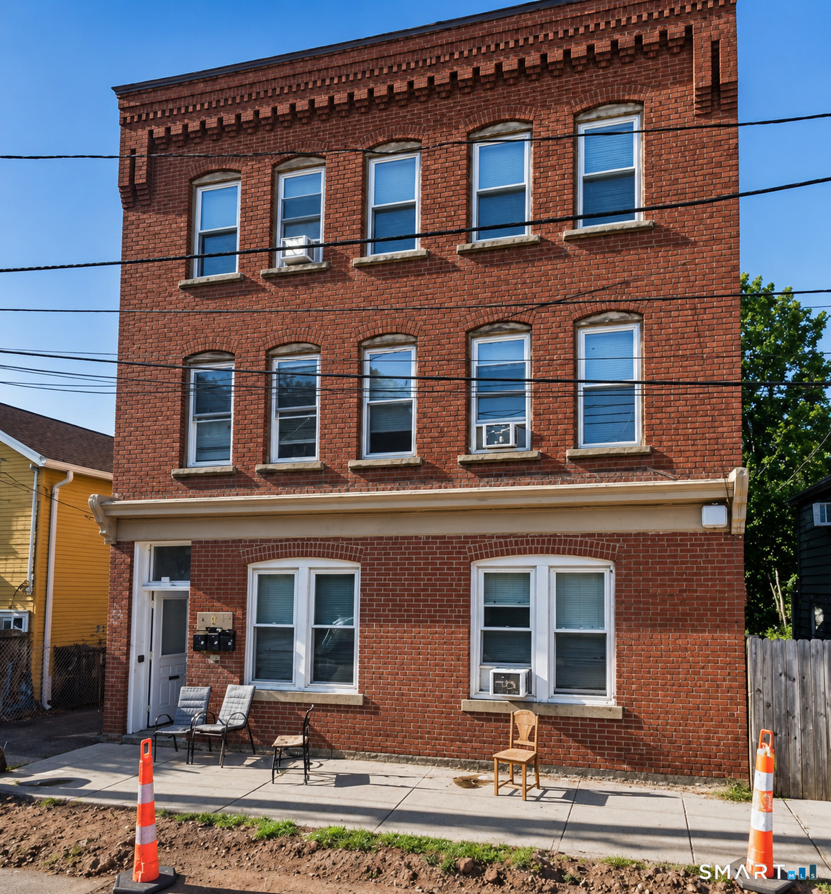 14 Portland St – photo 1