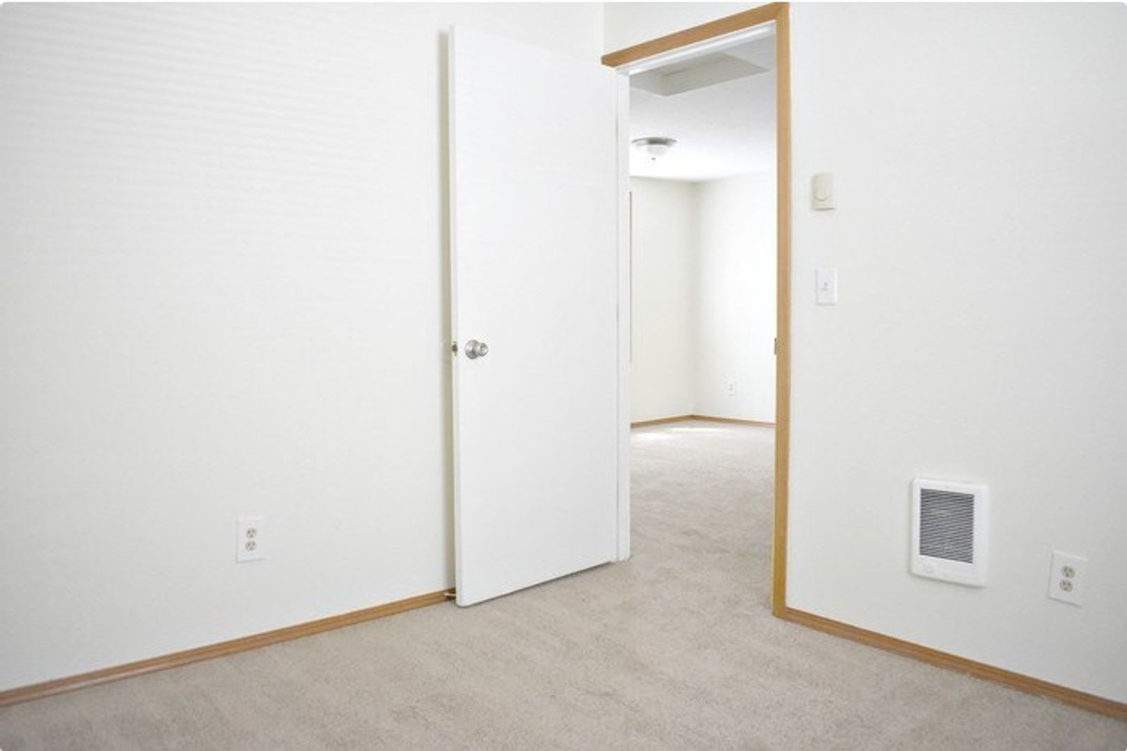 412 SE 133rd Ave unit 412 – photo 5