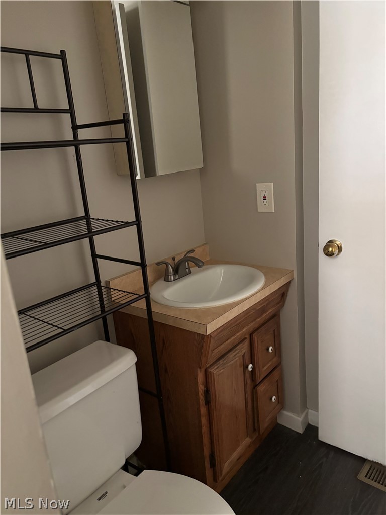 29435 Euclid Ave unit 3 – photo 5