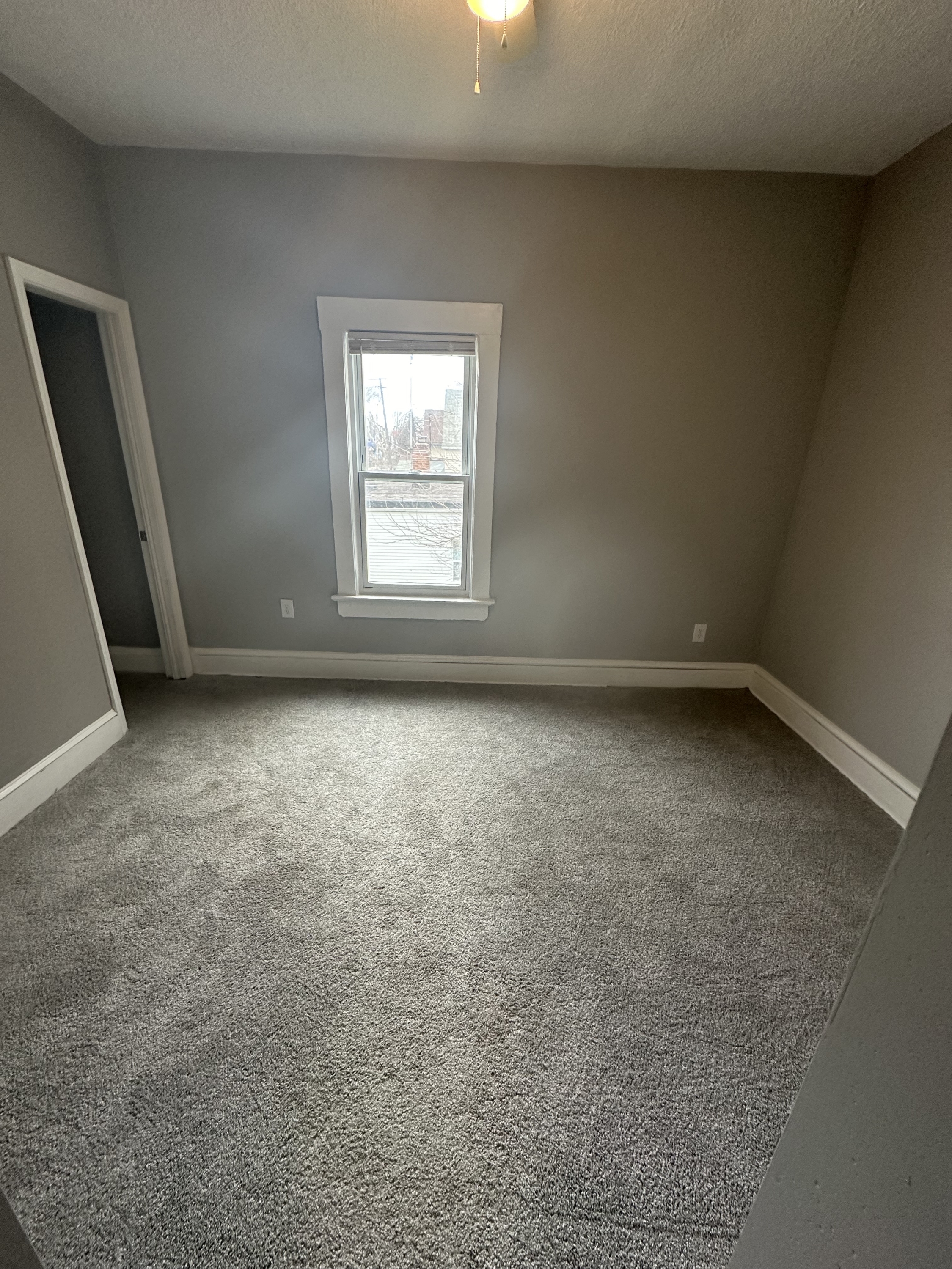 4520 Bush Ave unit 4 – photo 4