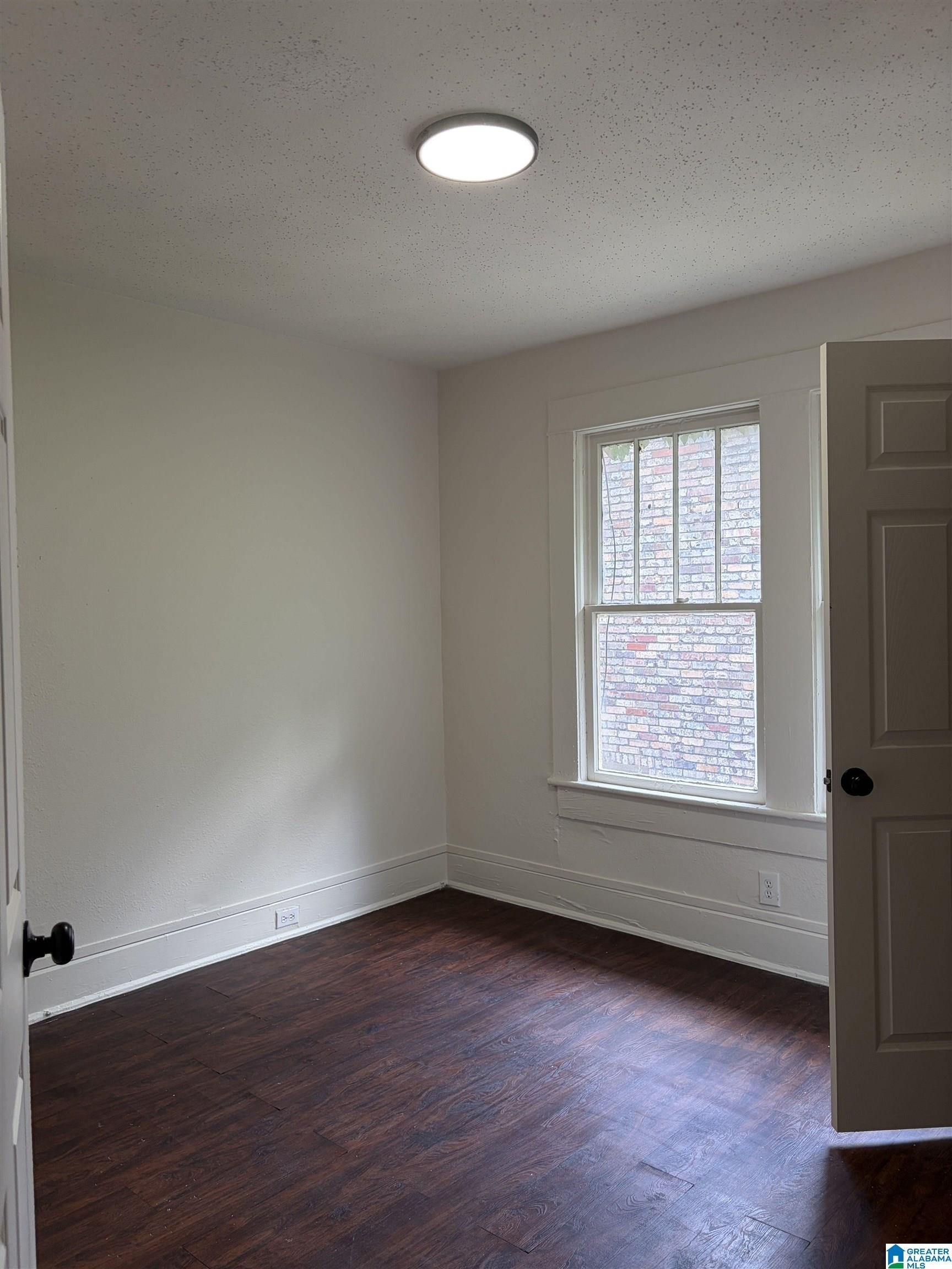 1227 8th Ave W #B – photo 2