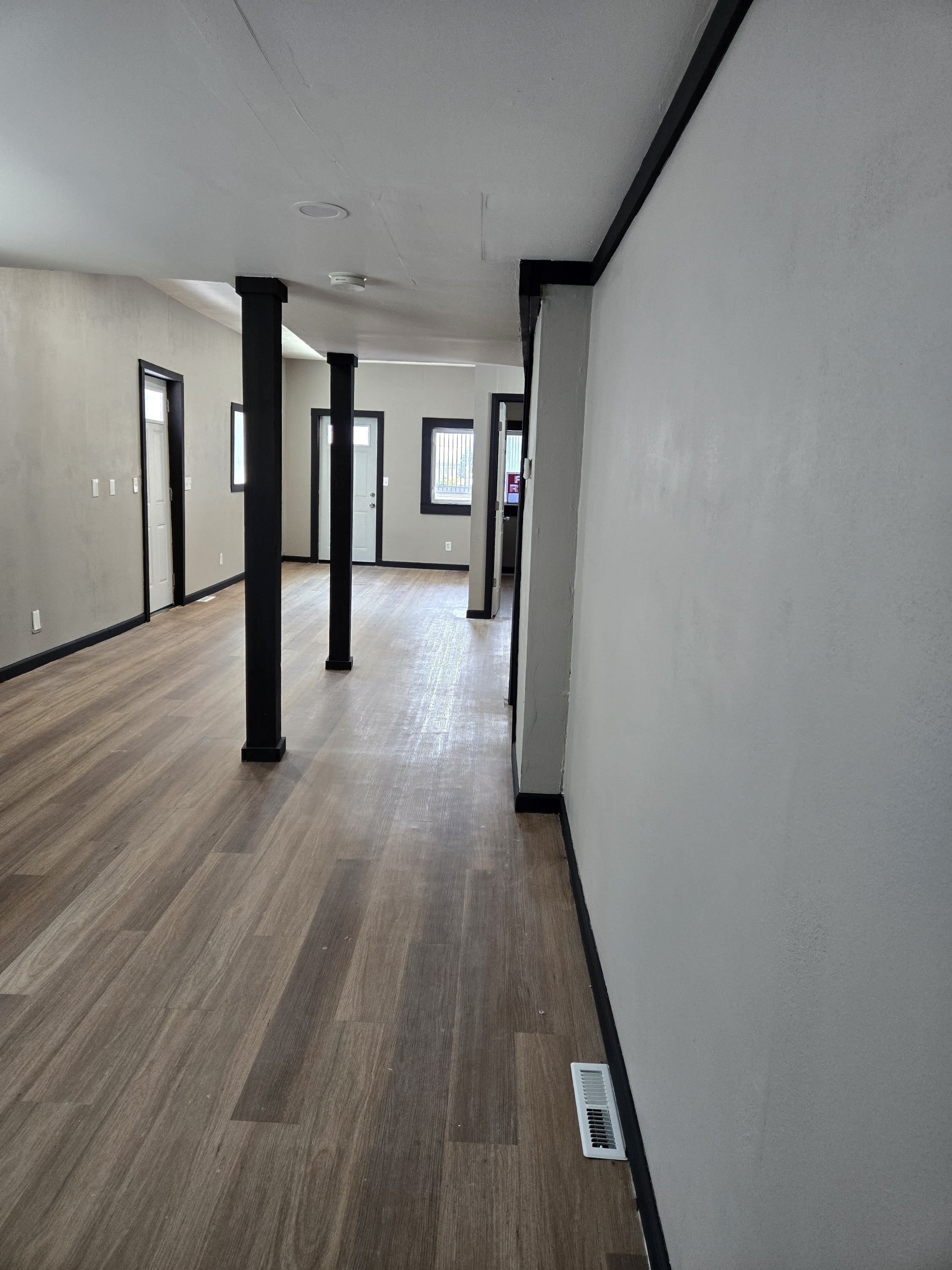 2605 W 18th St – photo 3