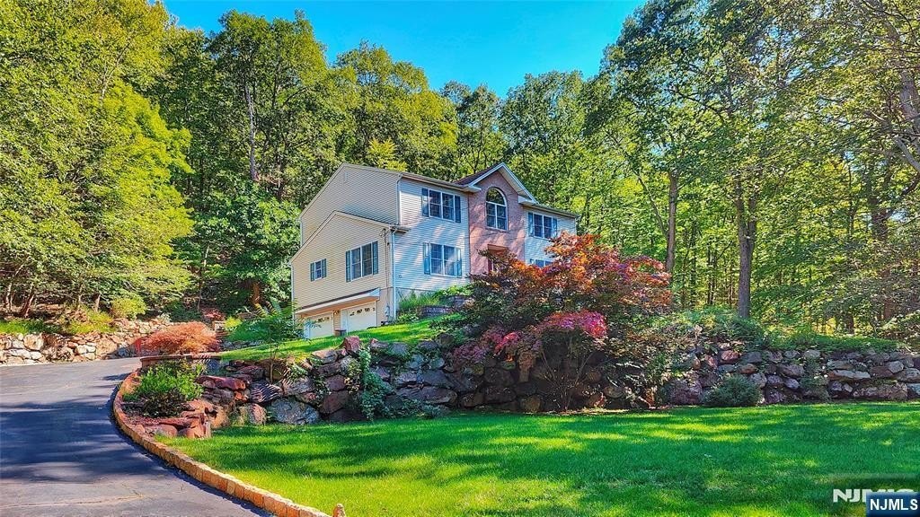 281 Kinnelon Rd – photo 2