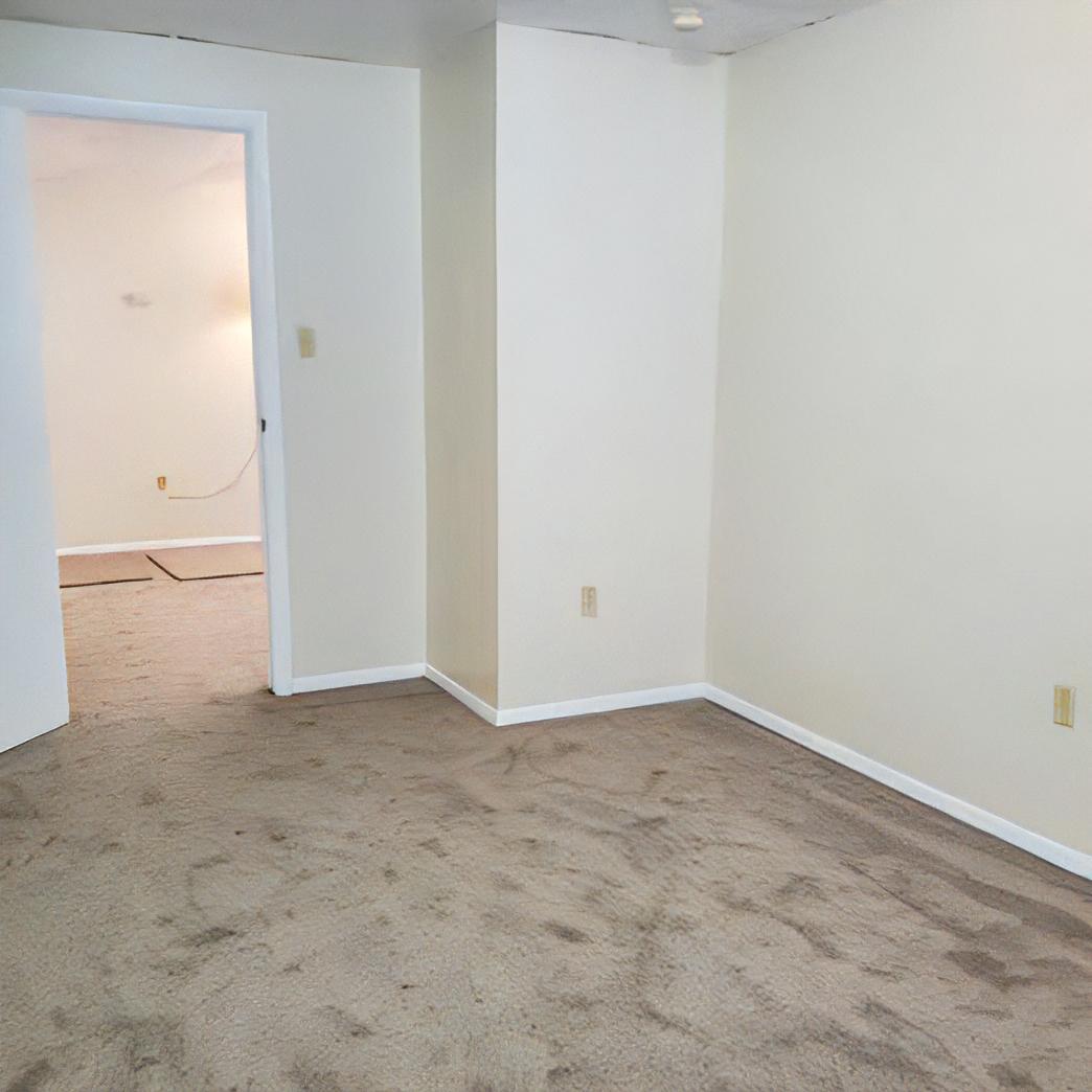 898 Duss Ave unit 10 – photo 4