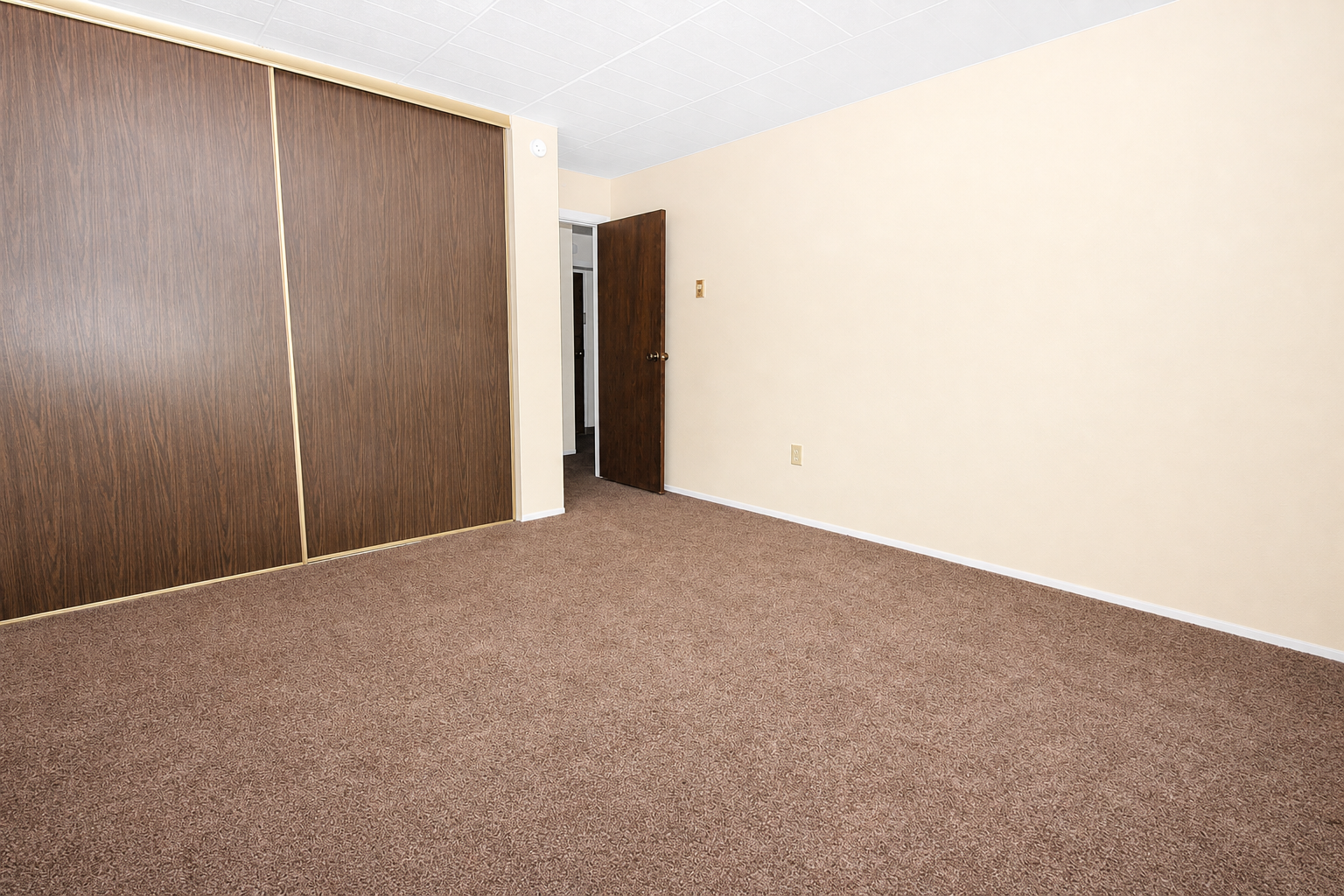 120 Foxwood Rd unit 18 – photo 3