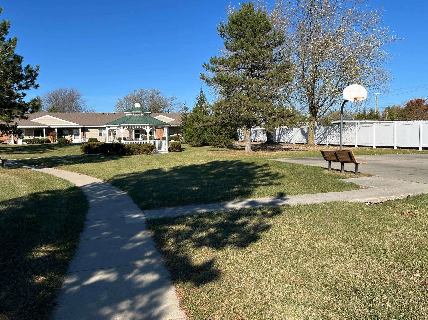 936 E Wilson St – photo 4
