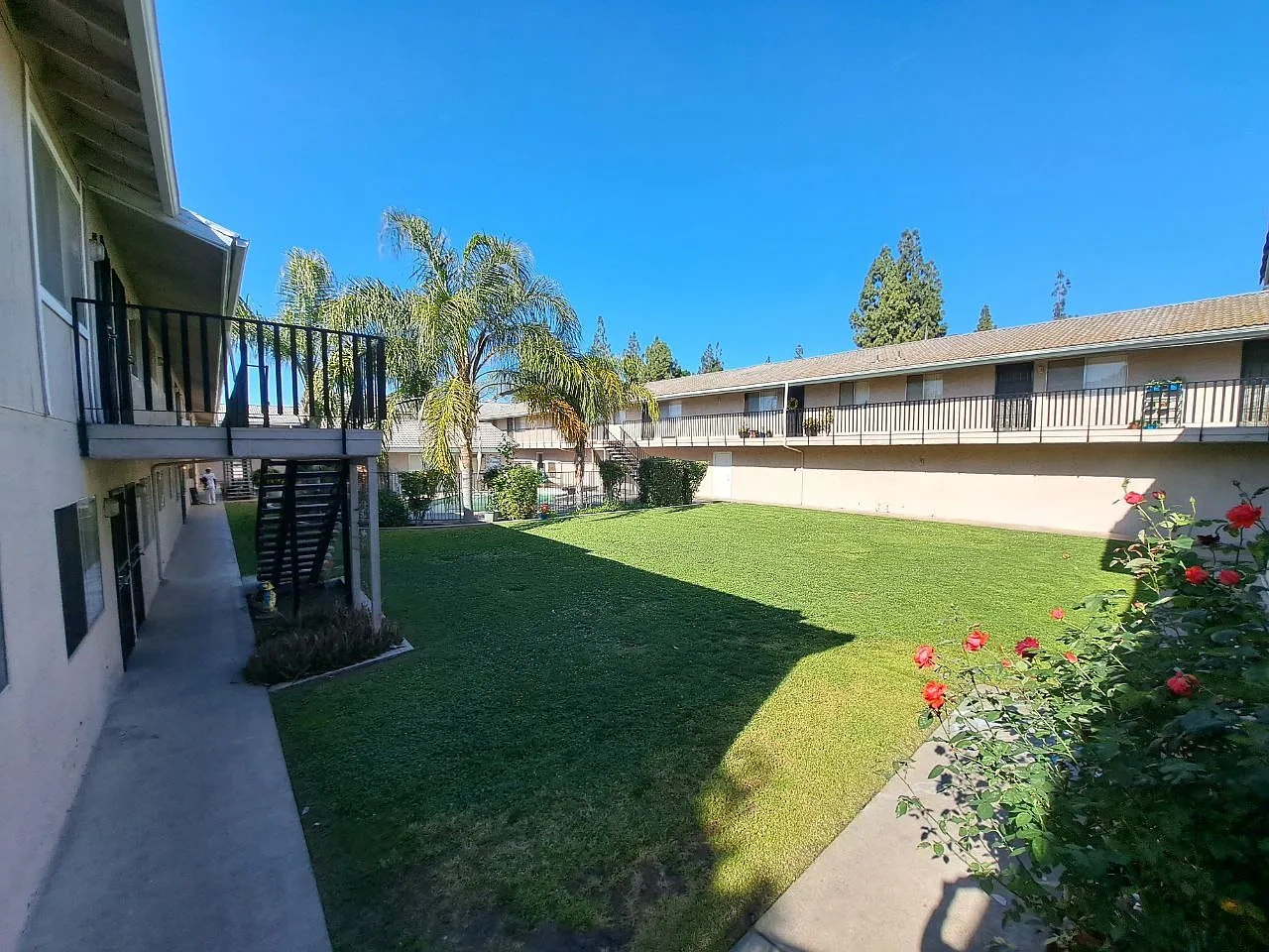 Bluehaven Apartments – photo 3