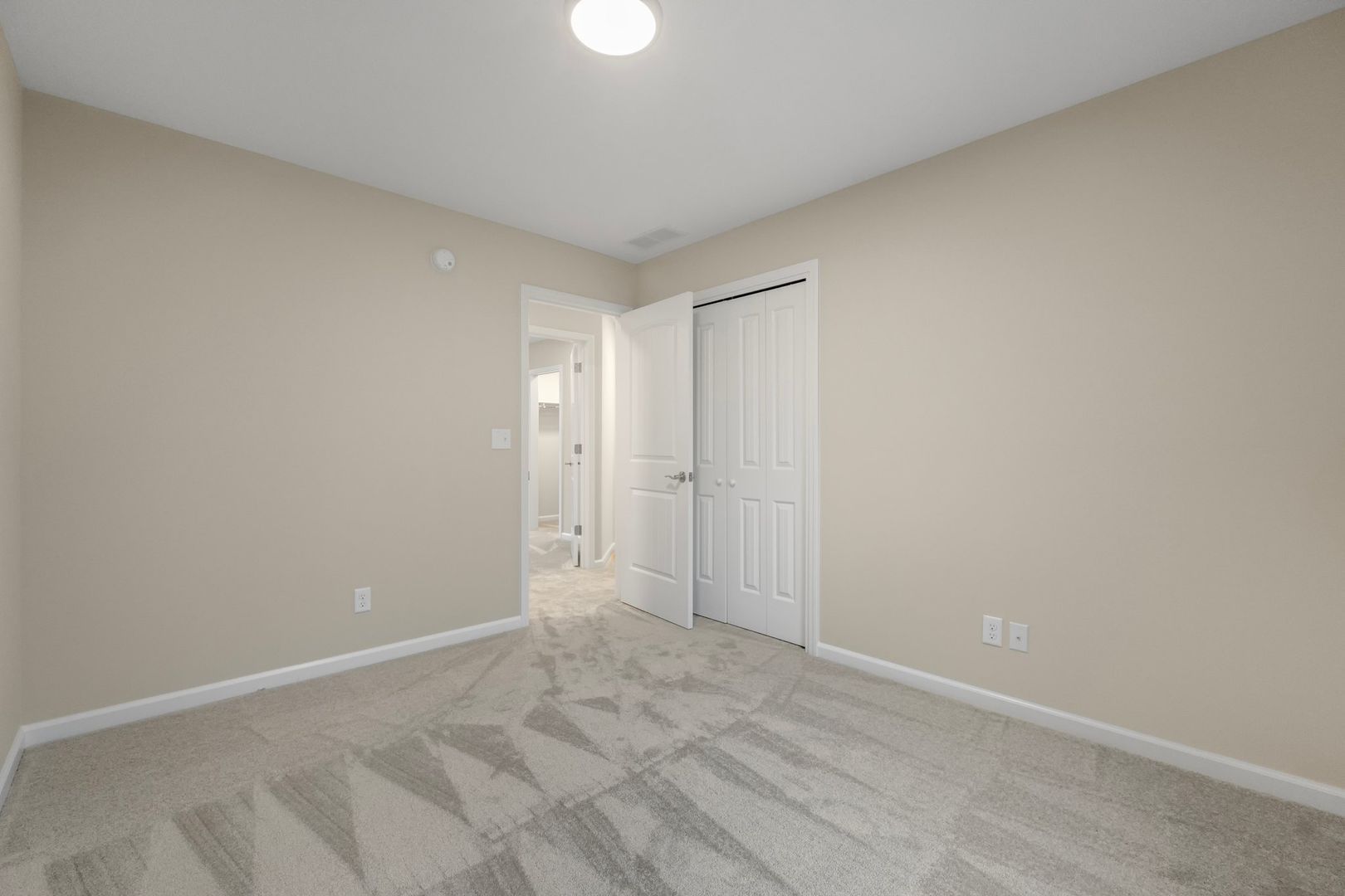 305 Toledo St – photo 5