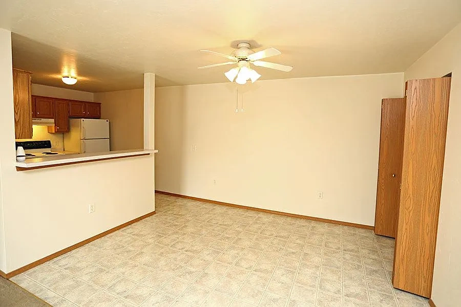 BREEZEWOOD APARTMENTS – photo 1
