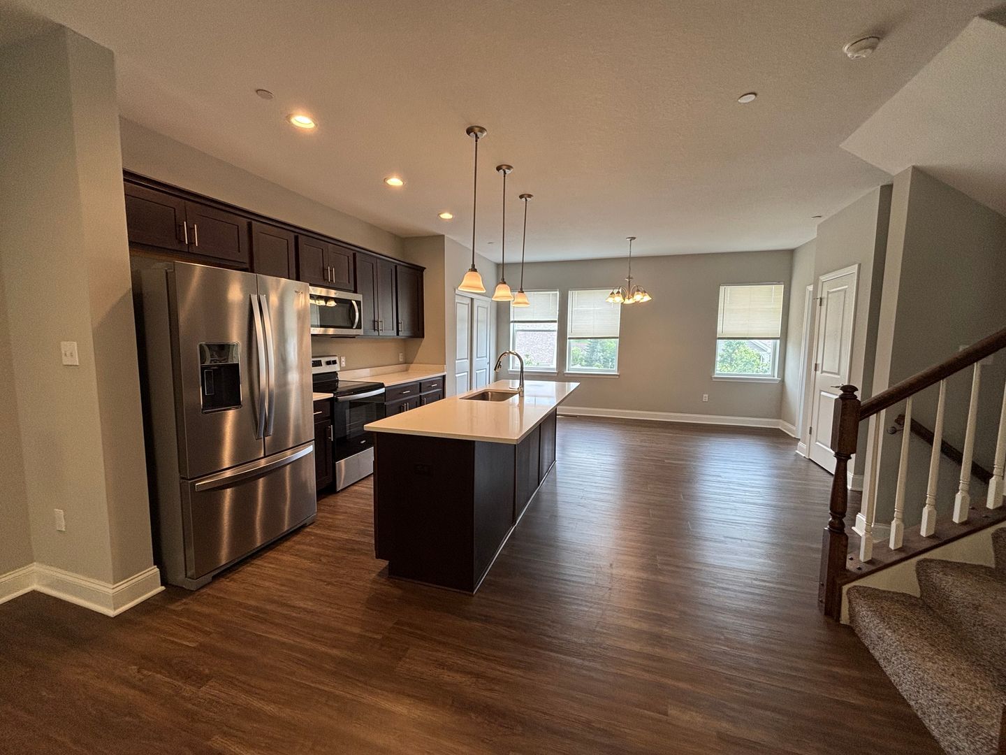70 Hawthorne Dr unit 70 – photo 2