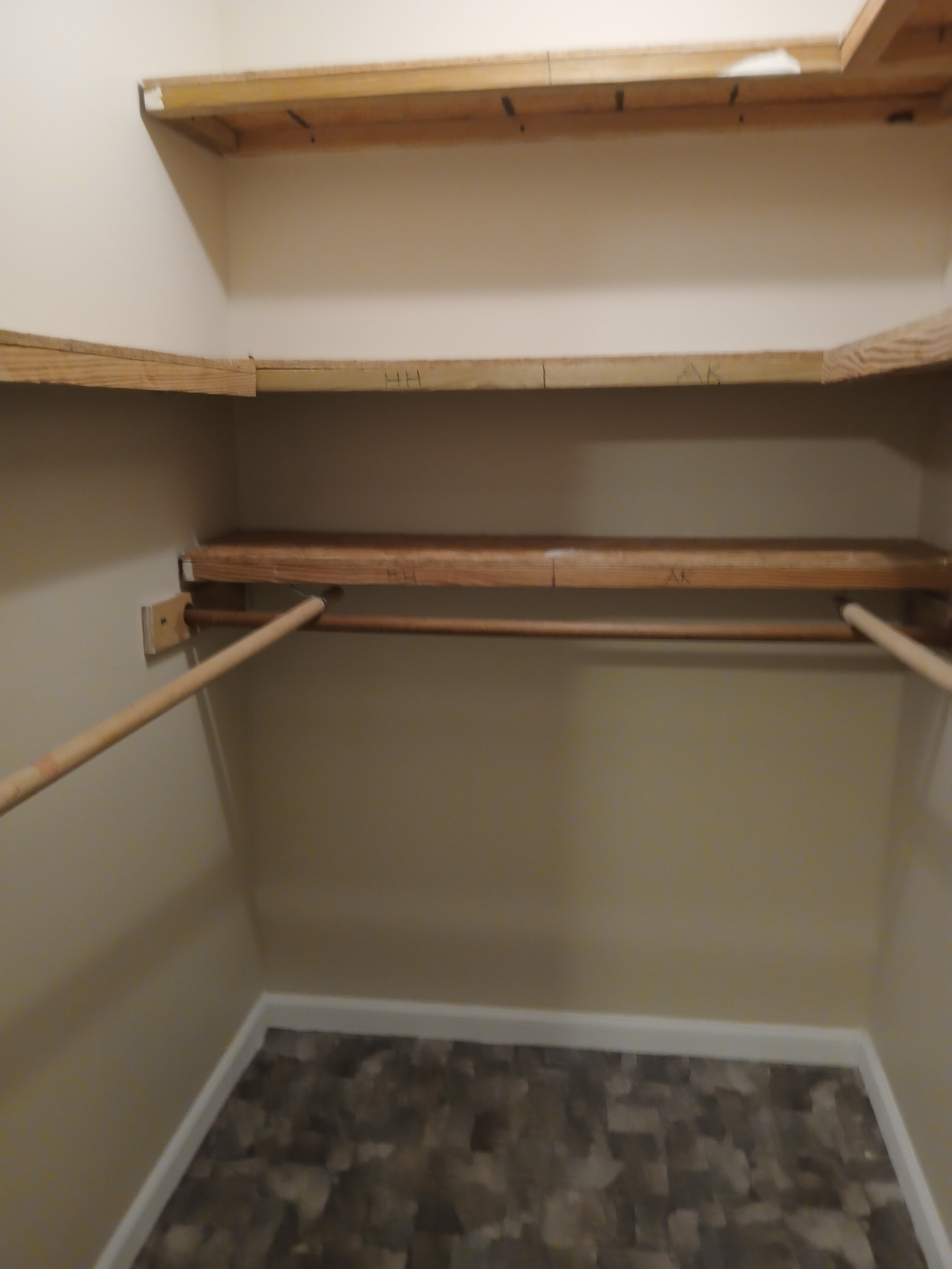 500 E Washington St – photo 4