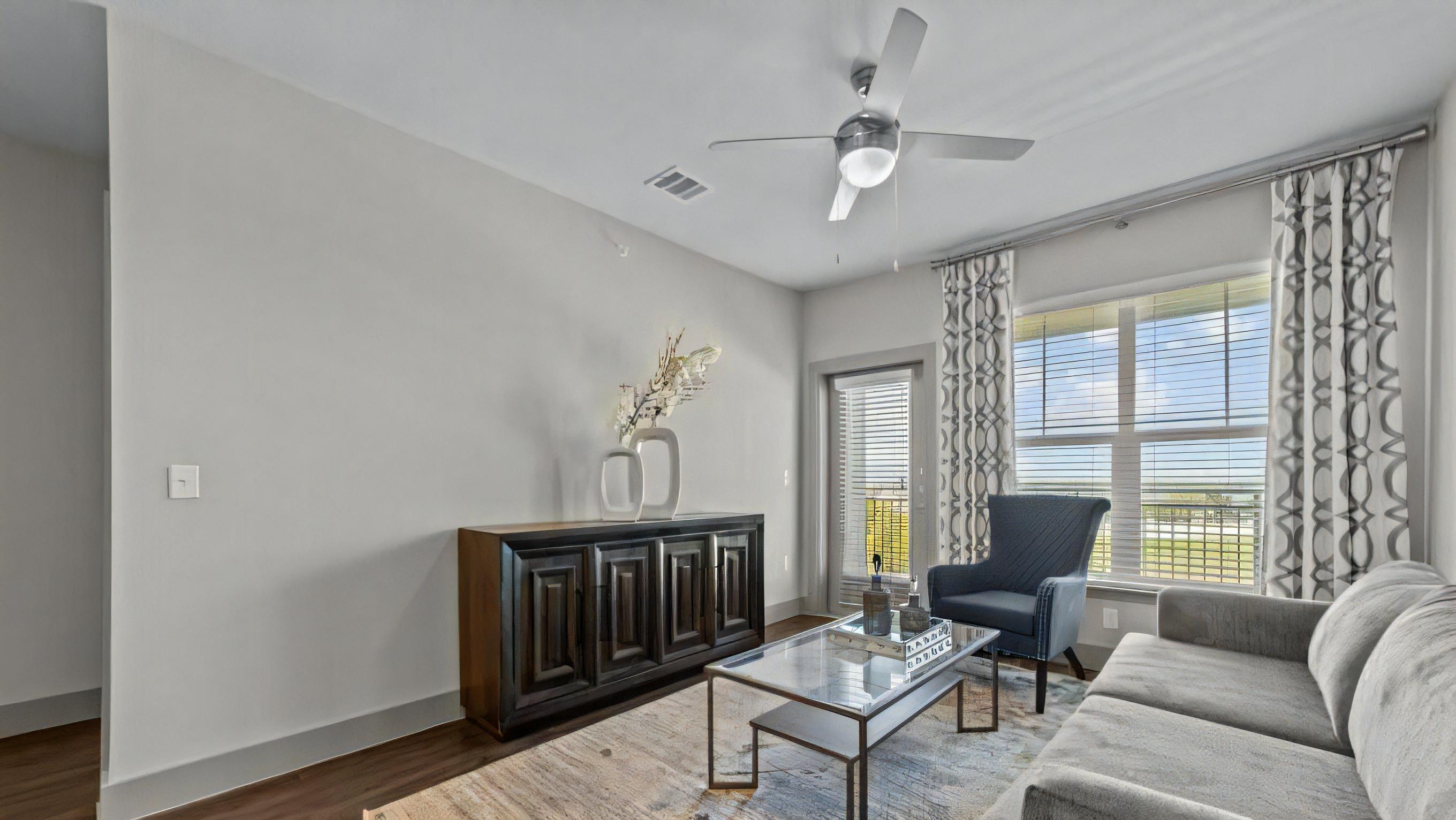 2496 Summer Lee Dr unit # 124 – photo 2