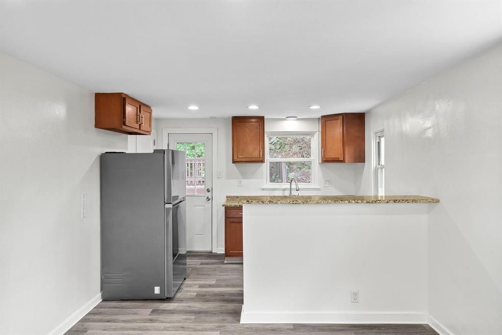 363 Olancha Ave – photo 5