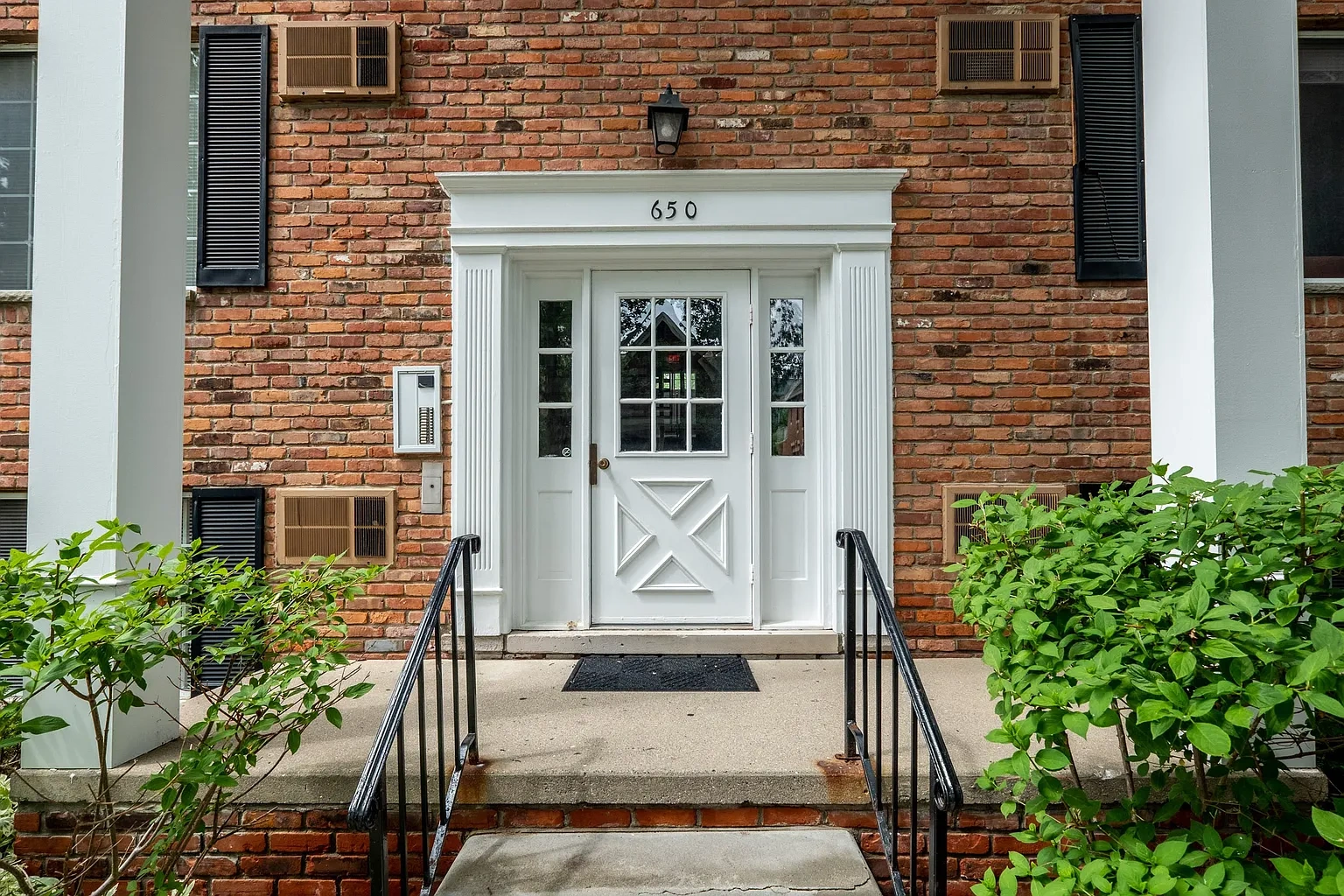 Hartford Place Apartments – photo 3