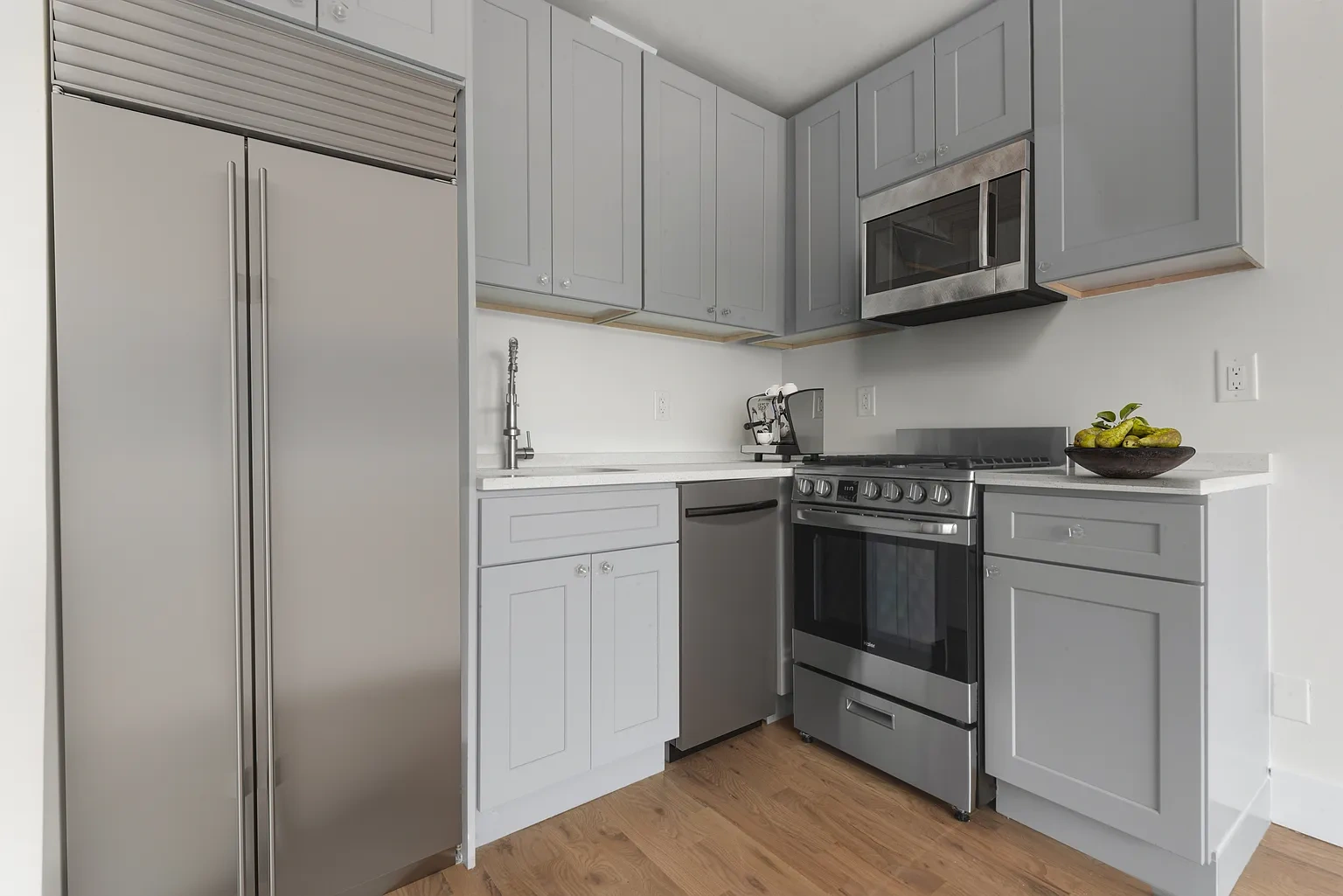 850 W Side Avenue – photo 1