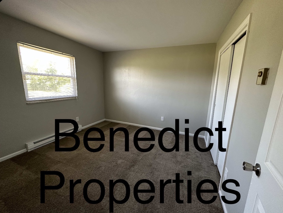 920 N Detroit St – photo 5