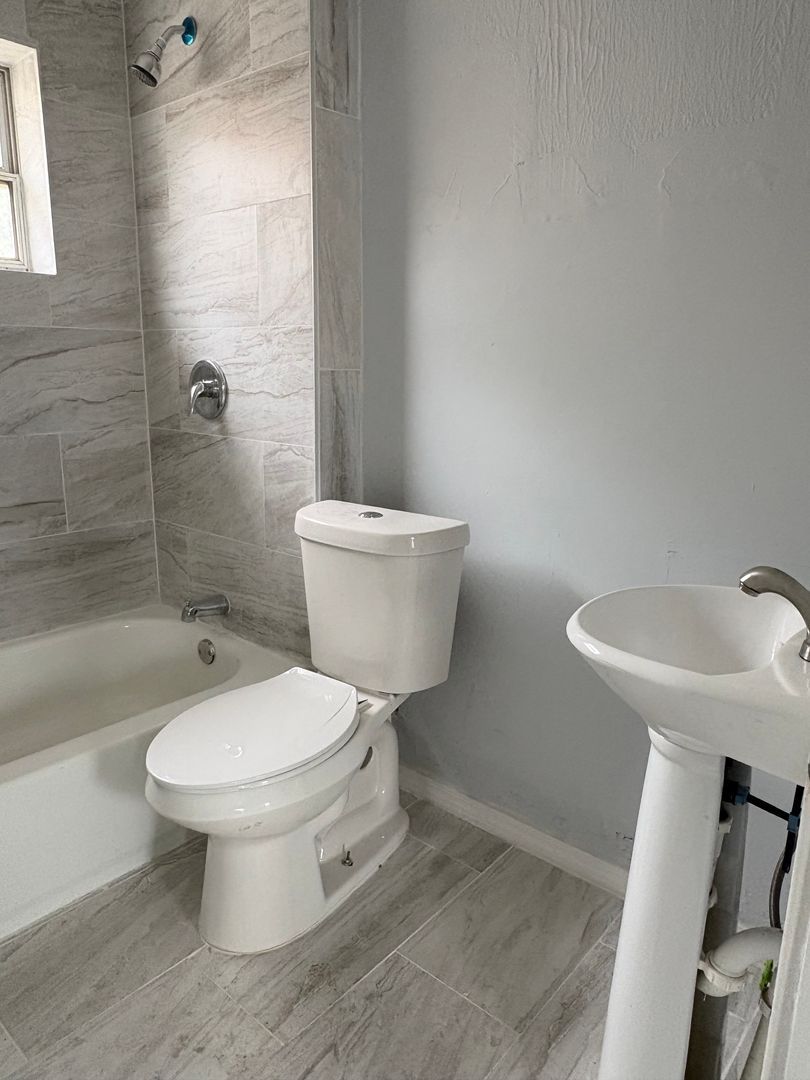 3711 E 55th St unit #3 – photo 5