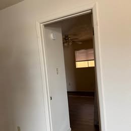 2044 S 11th Ave unit #4 – photo 4