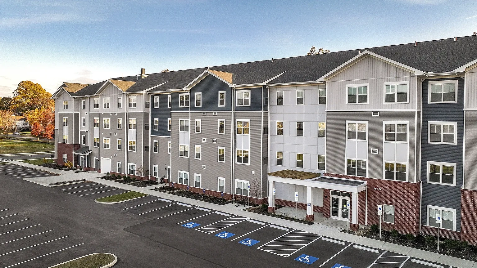 The Davis – photo 1
