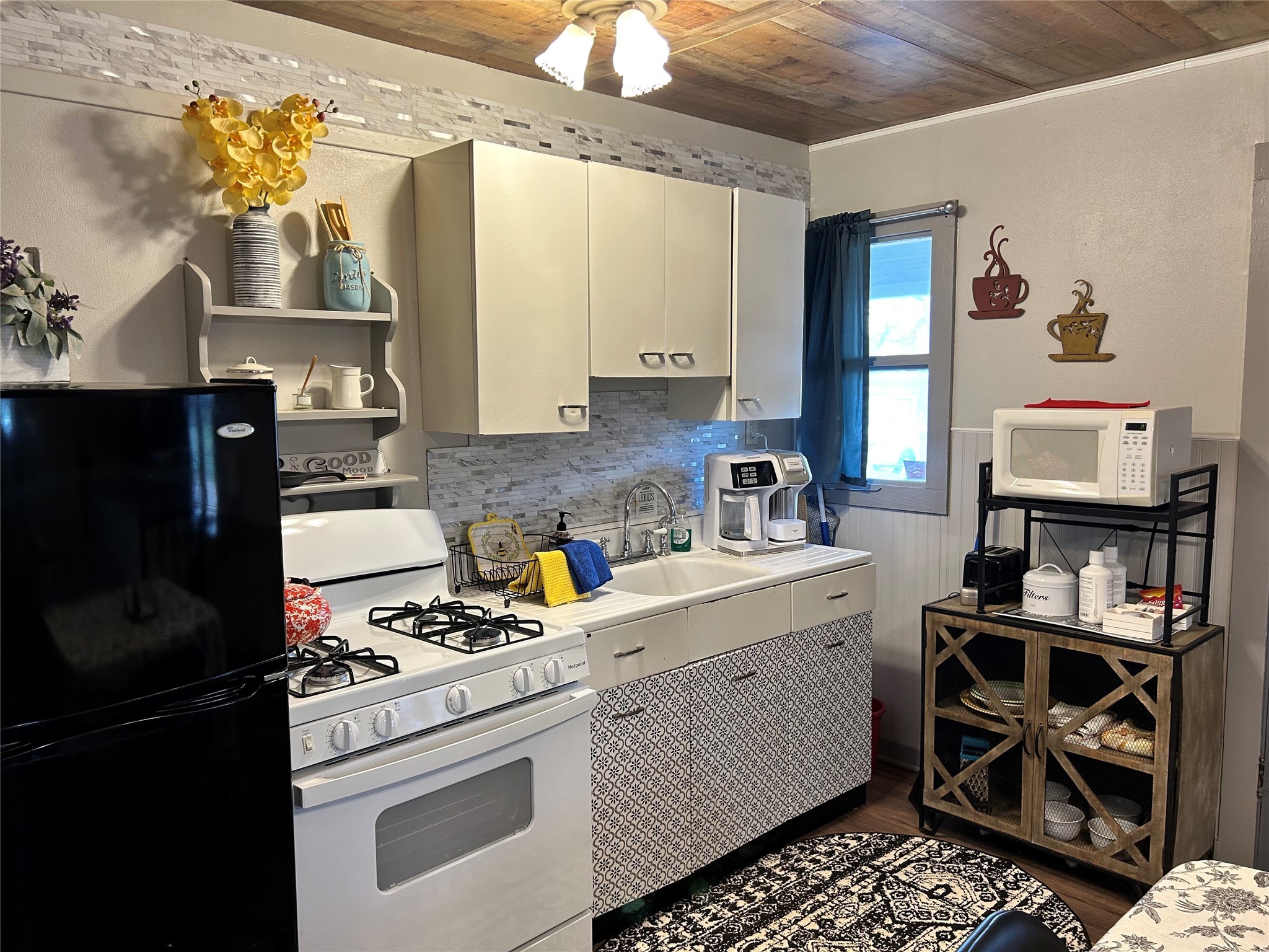 161 Alexander Dr unit 8 – photo 3