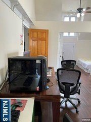 117 Christie St – photo 3