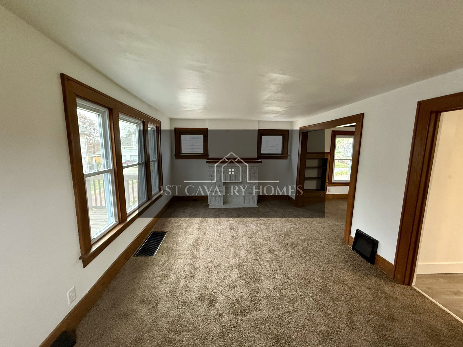 846 Lee Dr – photo 2
