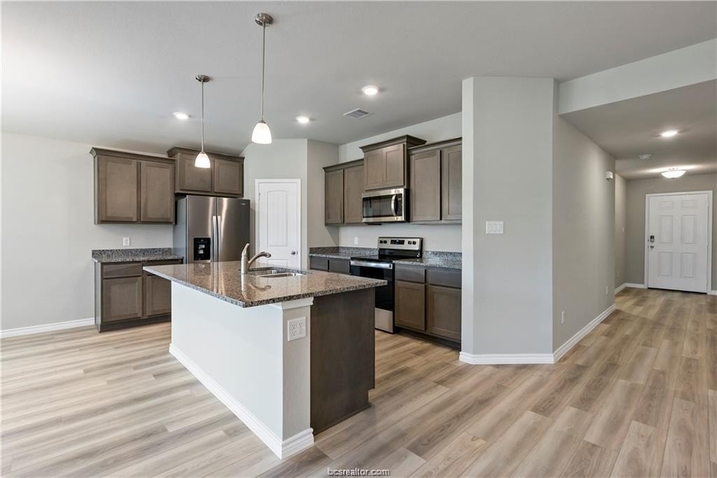 2119 Chief St – photo 4