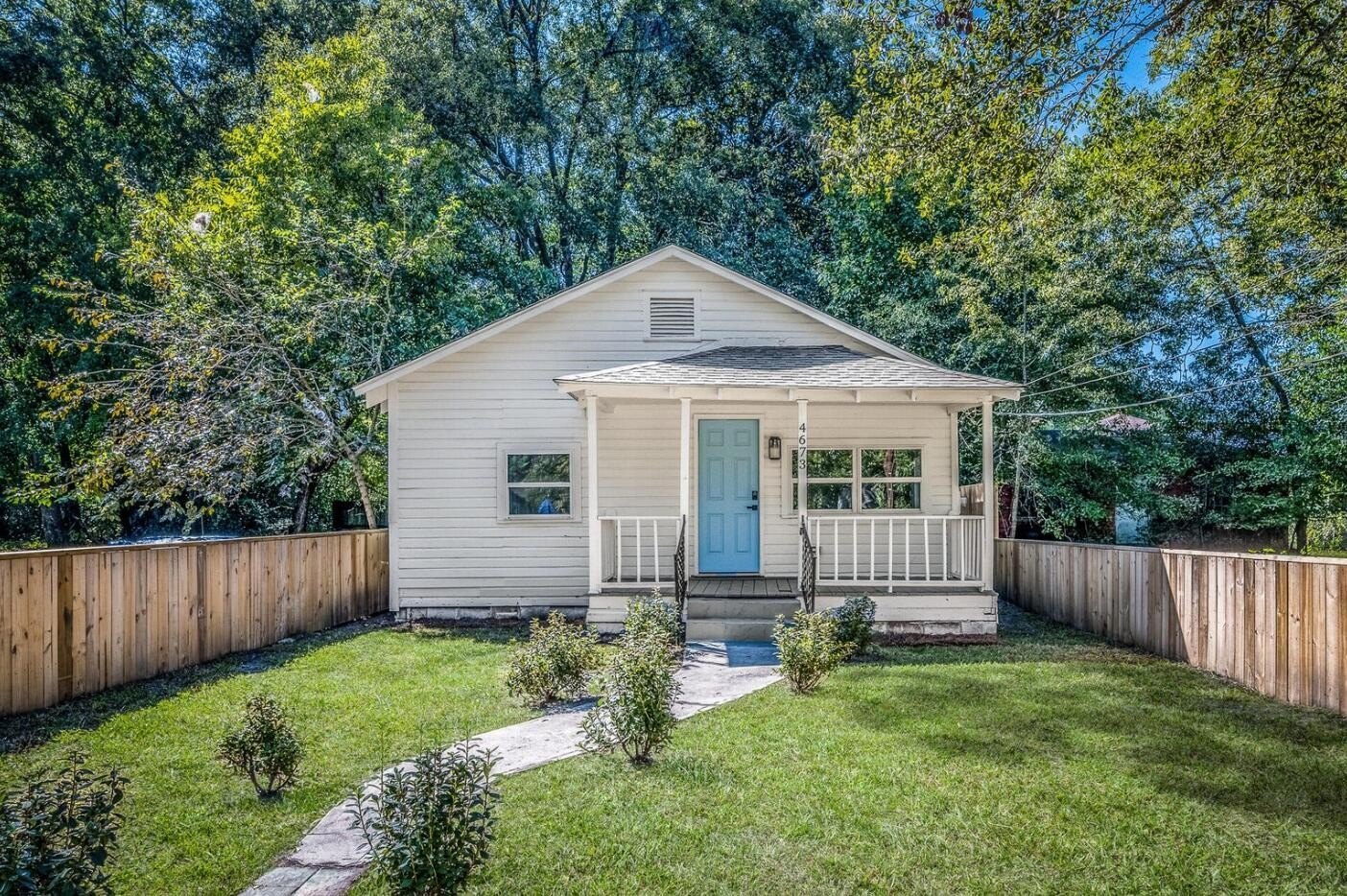 4673 Hassell Ave – photo 1