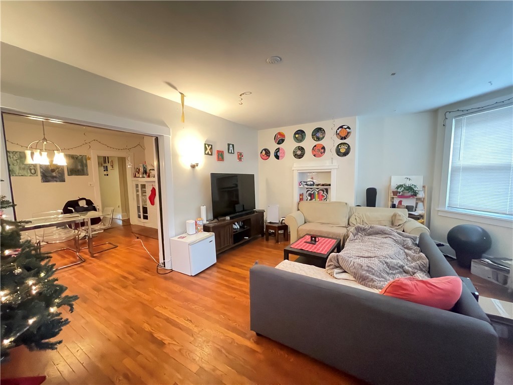 541 S Aiken Ave unit 539 – photo 3