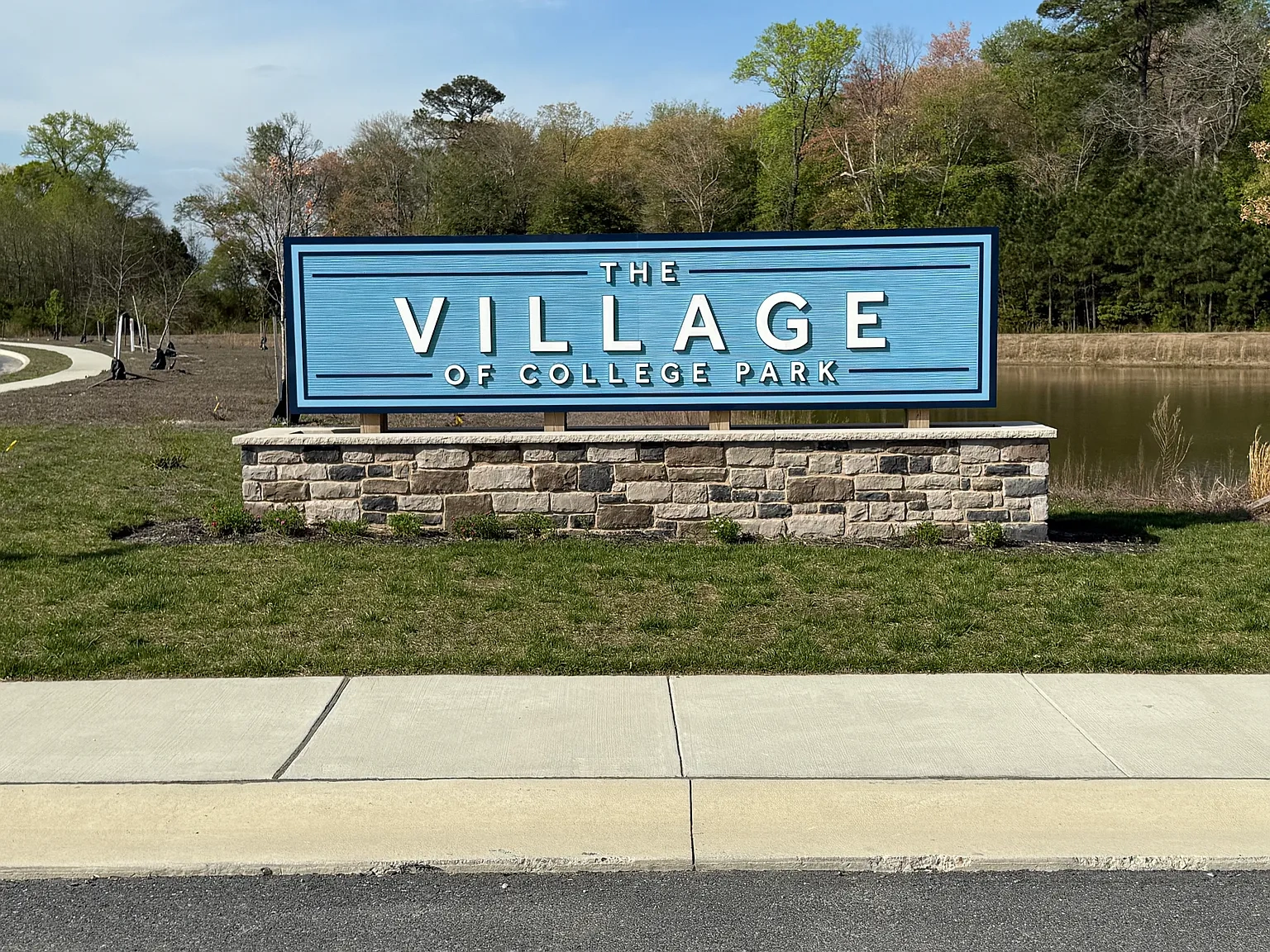 College Park Apartments – photo 2