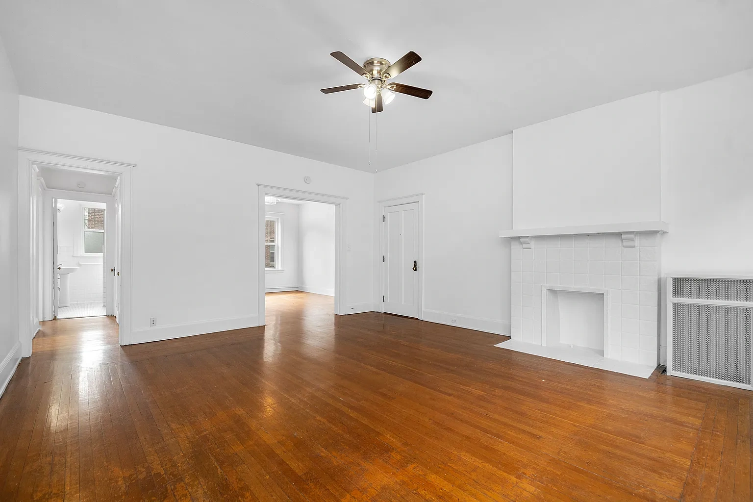 2570 Madison Rd – photo 3