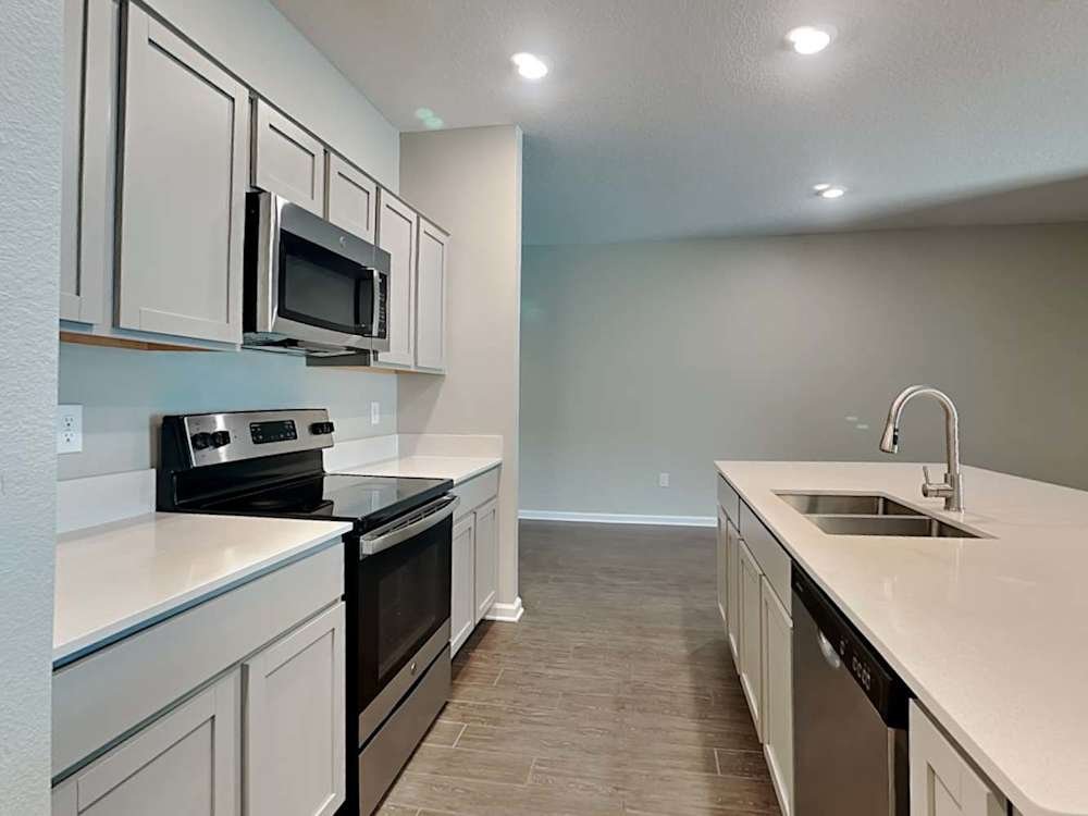 912 Caitlin Loop – photo 3