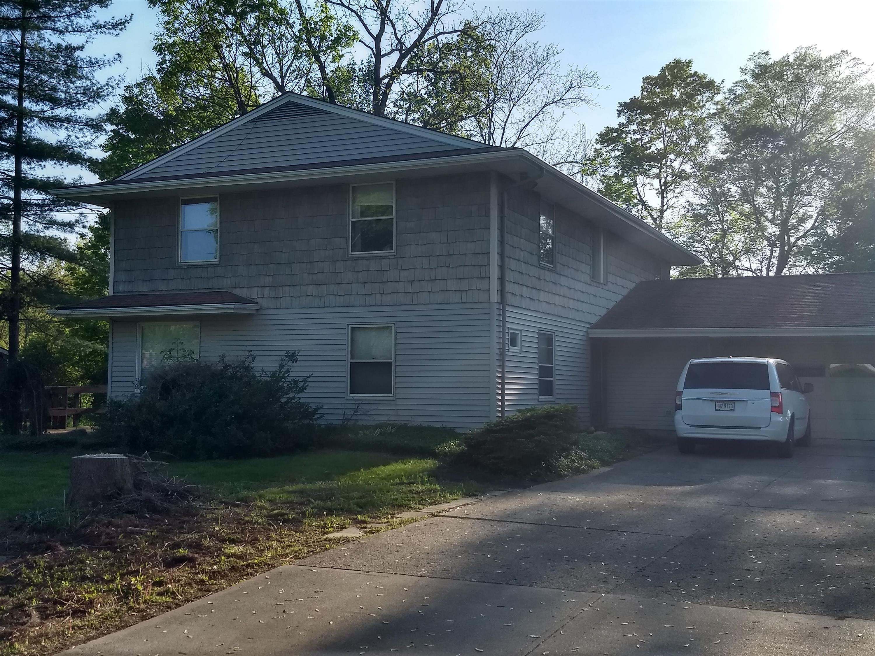 926 Cedar Dr – photo 2