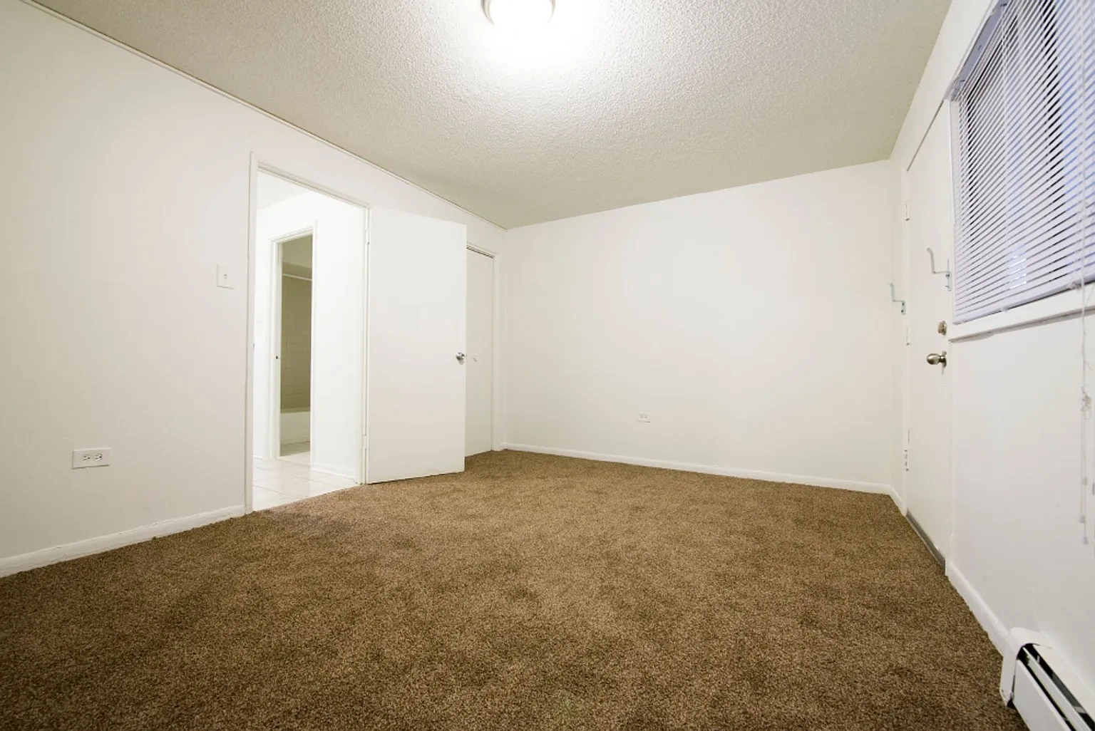 7916 S Drexel – photo 5