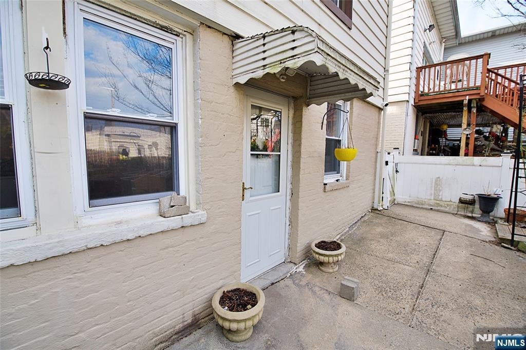229 8th St unit REAR – photo 1